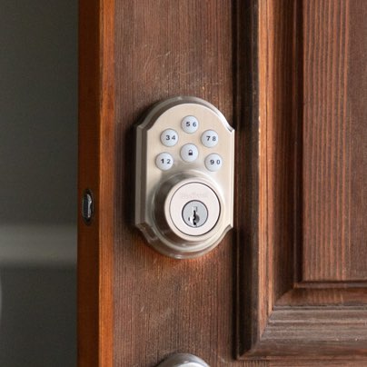 Mobile security smartlock